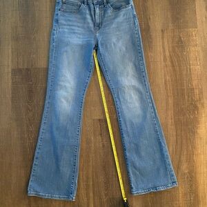 Levi's 725 High Rise Flare Jeans Boot Cut size 27